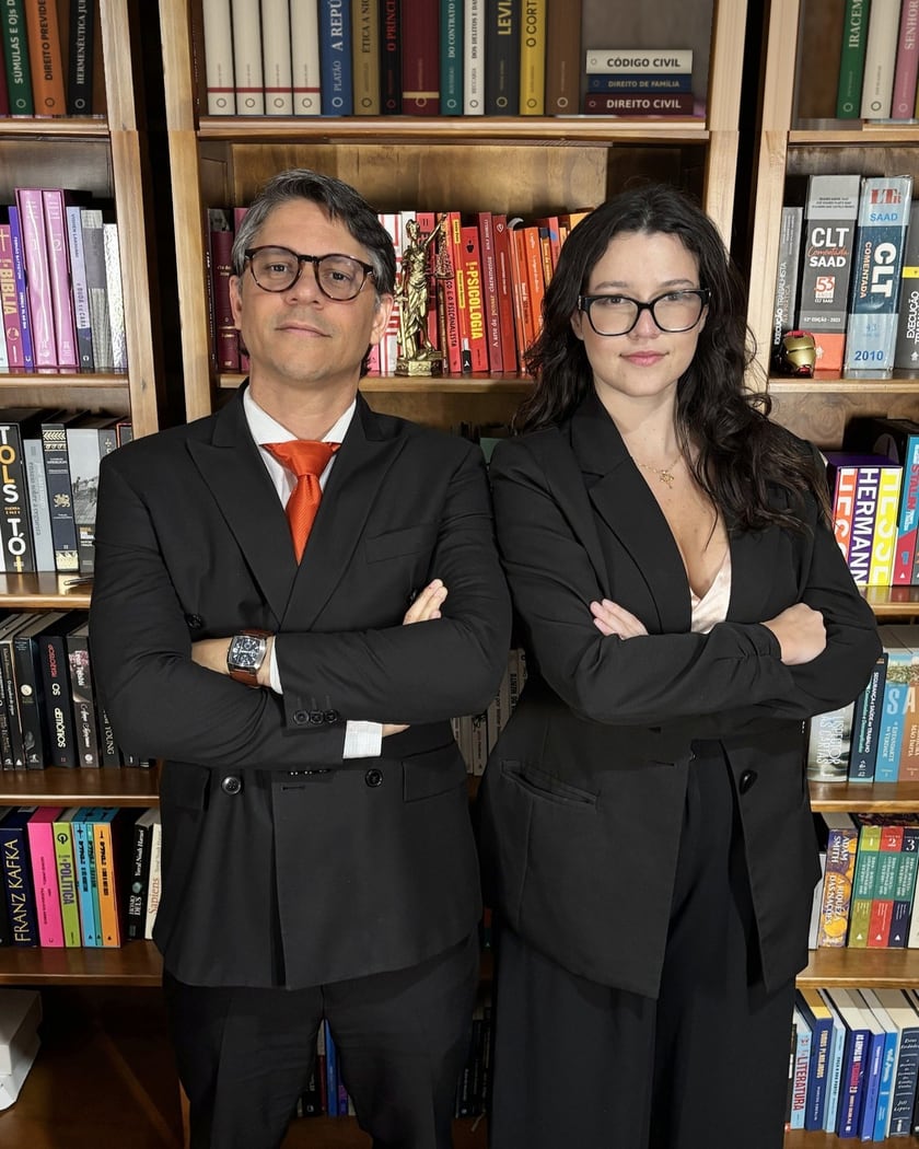 Dr. Saulo Lacerda e Dra. Letícia Pagliai, advogados do escritório